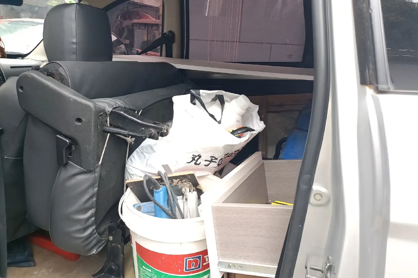 2014 DongFeng Fengon Fengon 330 1.5L 116HP L4 5MT,autocango,china used car exporter,china ev exporter,chinese used car exporter,chinese used ev exporter