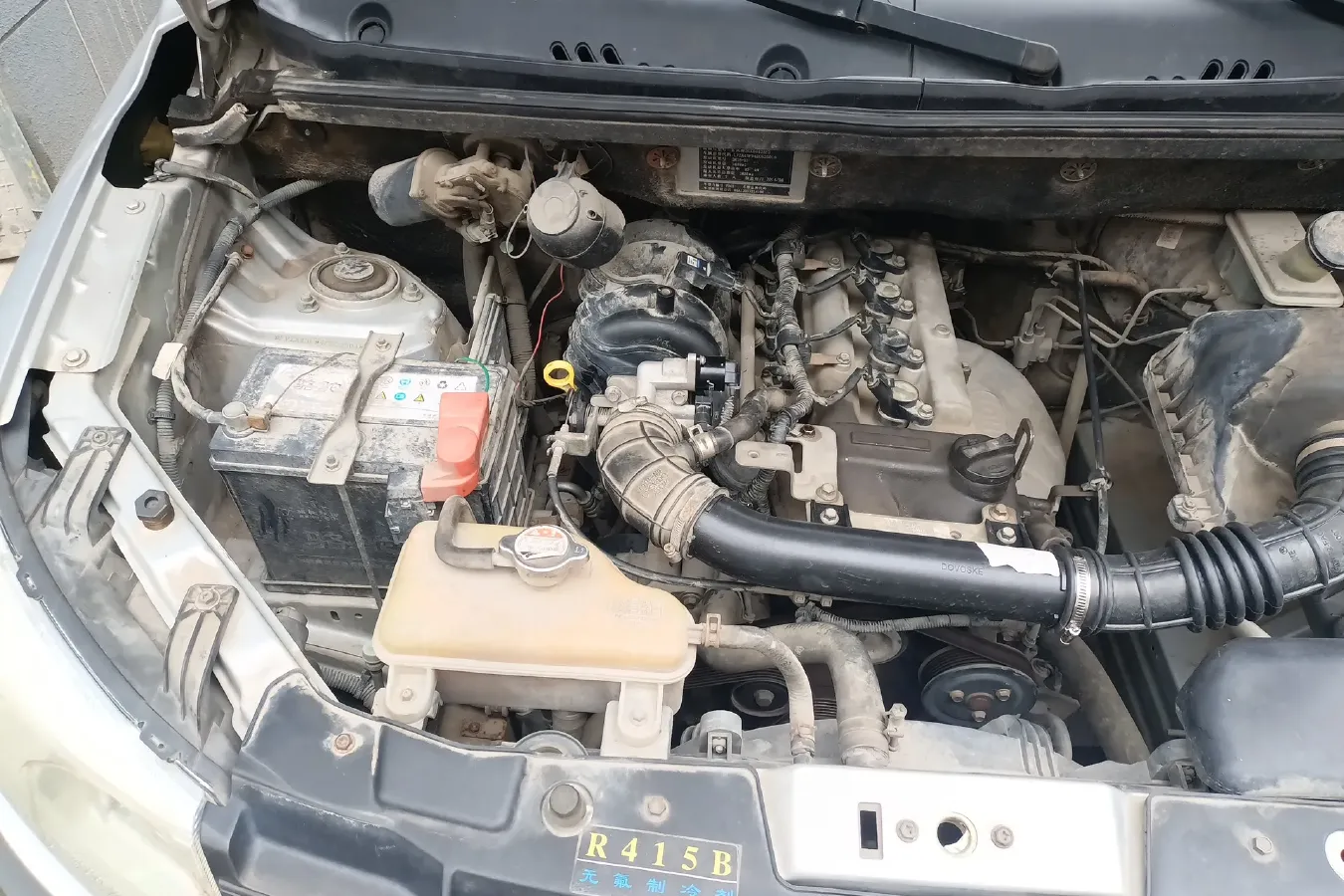 2014 DongFeng Fengon Fengon 330 1.5L 116HP L4 5MT,autocango,china used car exporter,china ev exporter,chinese used car exporter,chinese used ev exporter