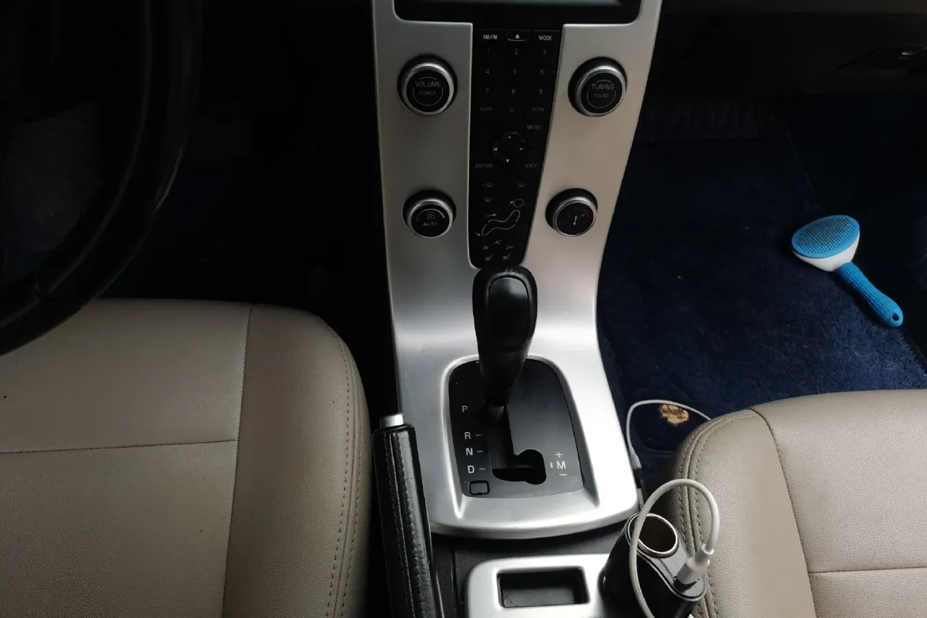 2012 Volvo C30 2.0L 145HP L4 6DCT,autocango,china used car exporter,china ev exporter,chinese used car exporter,chinese used ev exporter