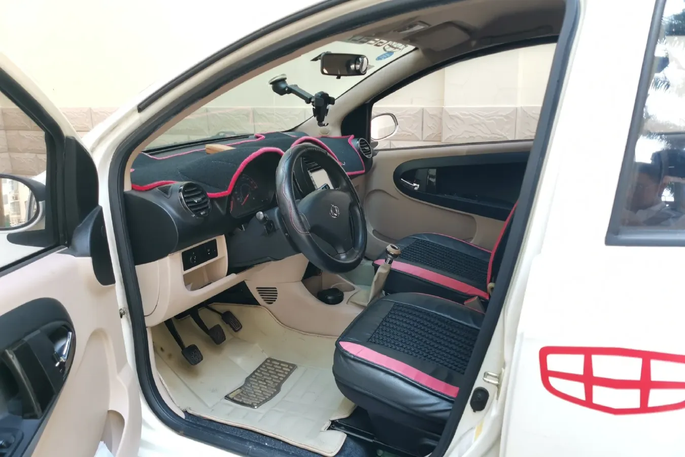 2011 Geely Panda Classic 1.3L 86HP L4 5MT,autocango,china used car exporter,china ev exporter,chinese used car exporter,chinese used ev exporter