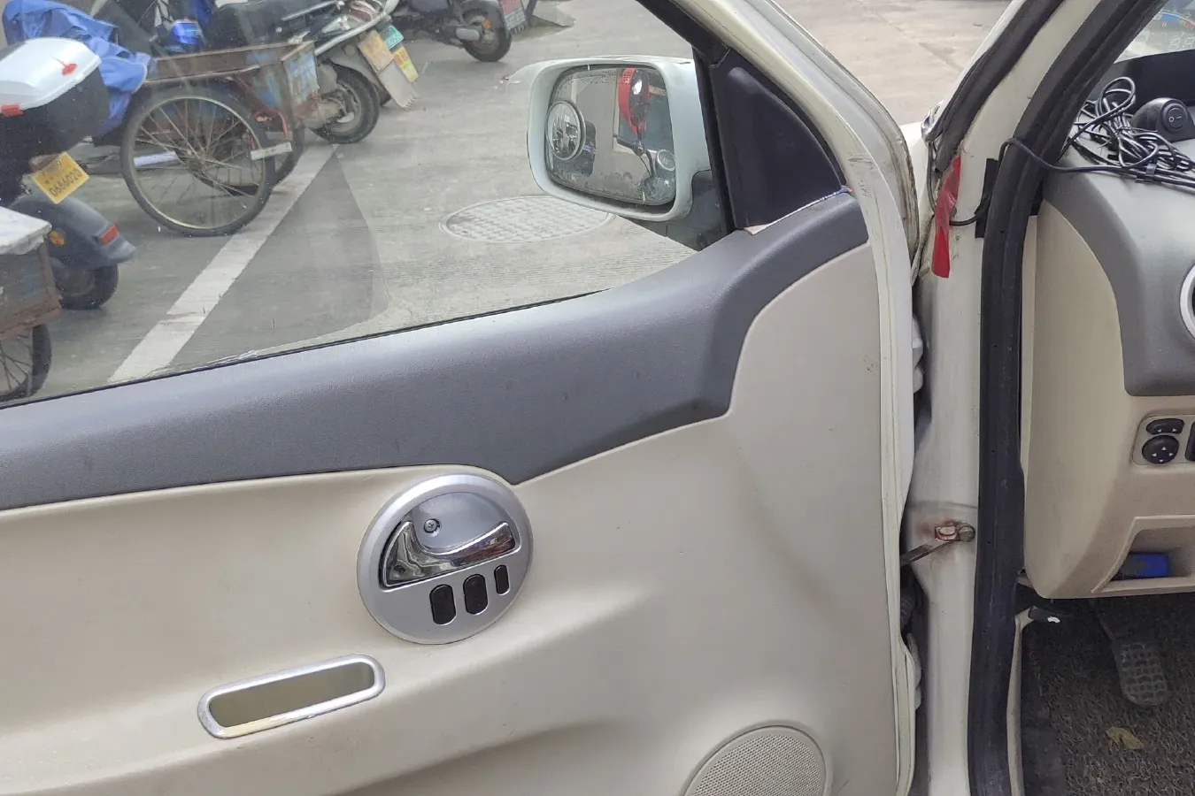 2010 Zotye 5008 1.3L 93HP L4 5MT,autocango,china used car exporter,china ev exporter,chinese used car exporter,chinese used ev exporter