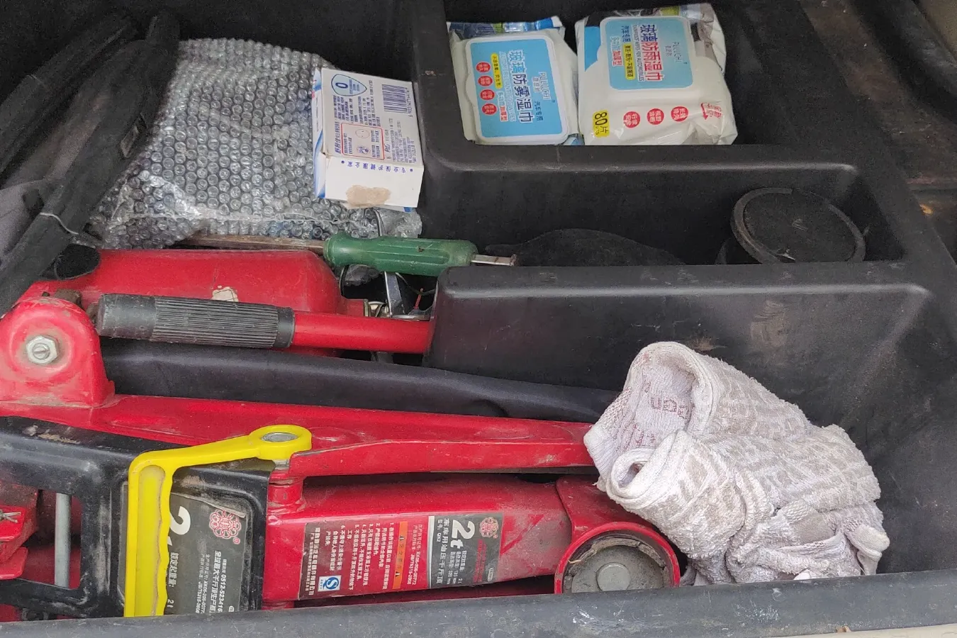 2010 Zotye 5008 1.3L 93HP L4 5MT,autocango,china used car exporter,china ev exporter,chinese used car exporter,chinese used ev exporter