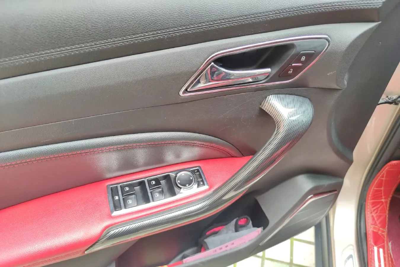 2017 Leopaard CS9 1.5L 113HP L4 CVT,autocango,china used car exporter,china ev exporter,chinese used car exporter,chinese used ev exporter