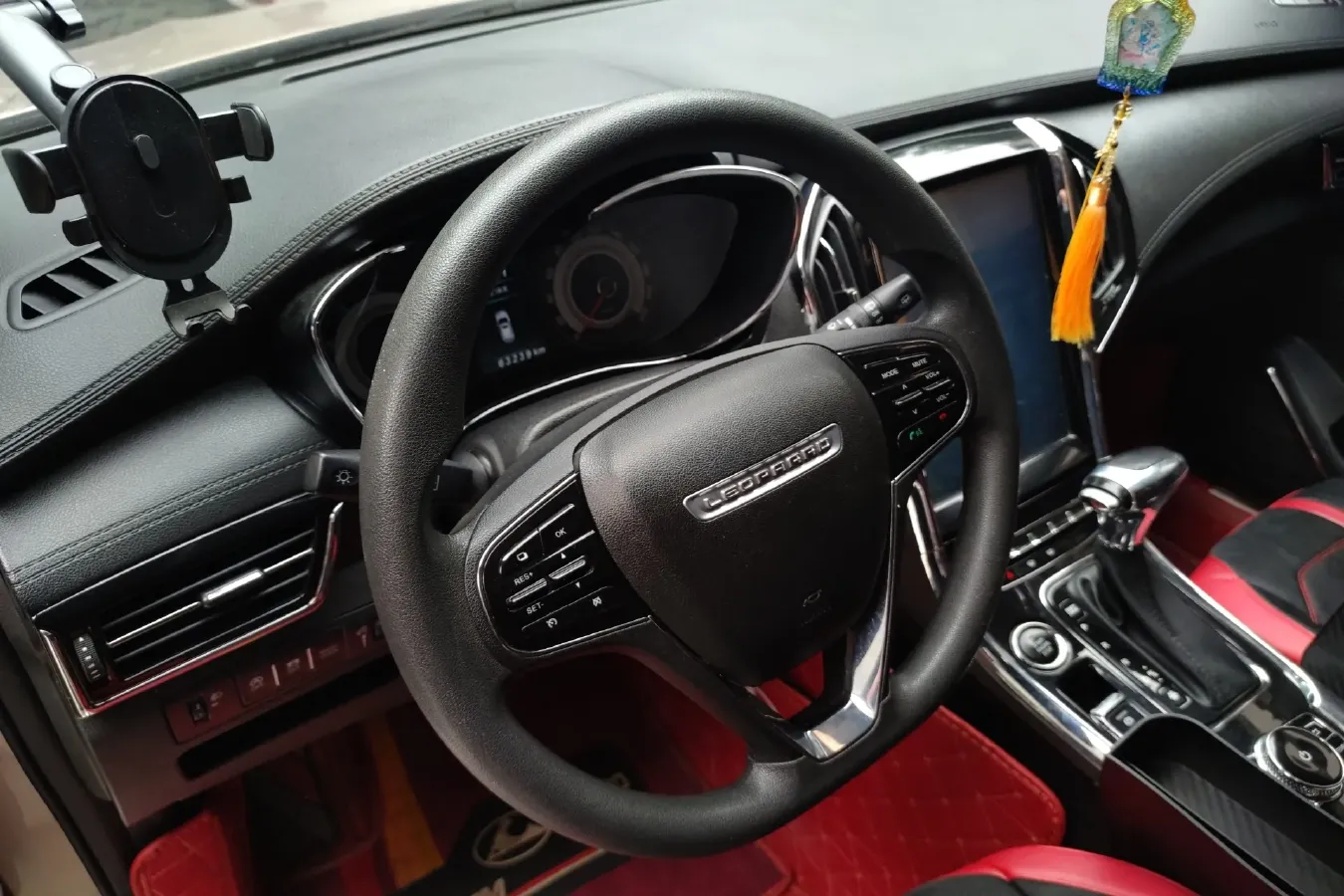 2017 Leopaard CS9 1.5L 113HP L4 CVT,autocango,china used car exporter,china ev exporter,chinese used car exporter,chinese used ev exporter