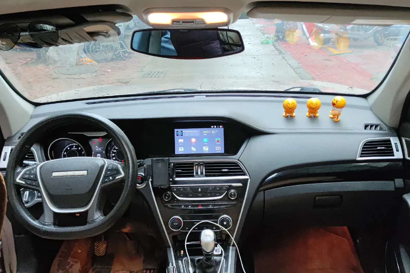 2015 Leopaard CS10 2.0T 177HP L4 6MT,autocango,china used car exporter,china ev exporter,chinese used car exporter,chinese used ev exporter