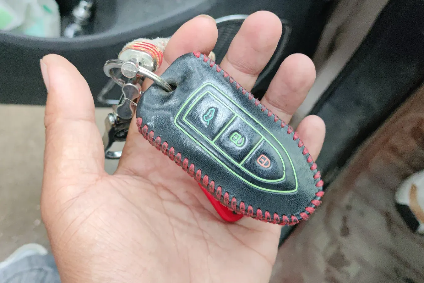 2015 Leopaard CS10 2.0T 177HP L4 6MT,autocango,china used car exporter,china ev exporter,chinese used car exporter,chinese used ev exporter