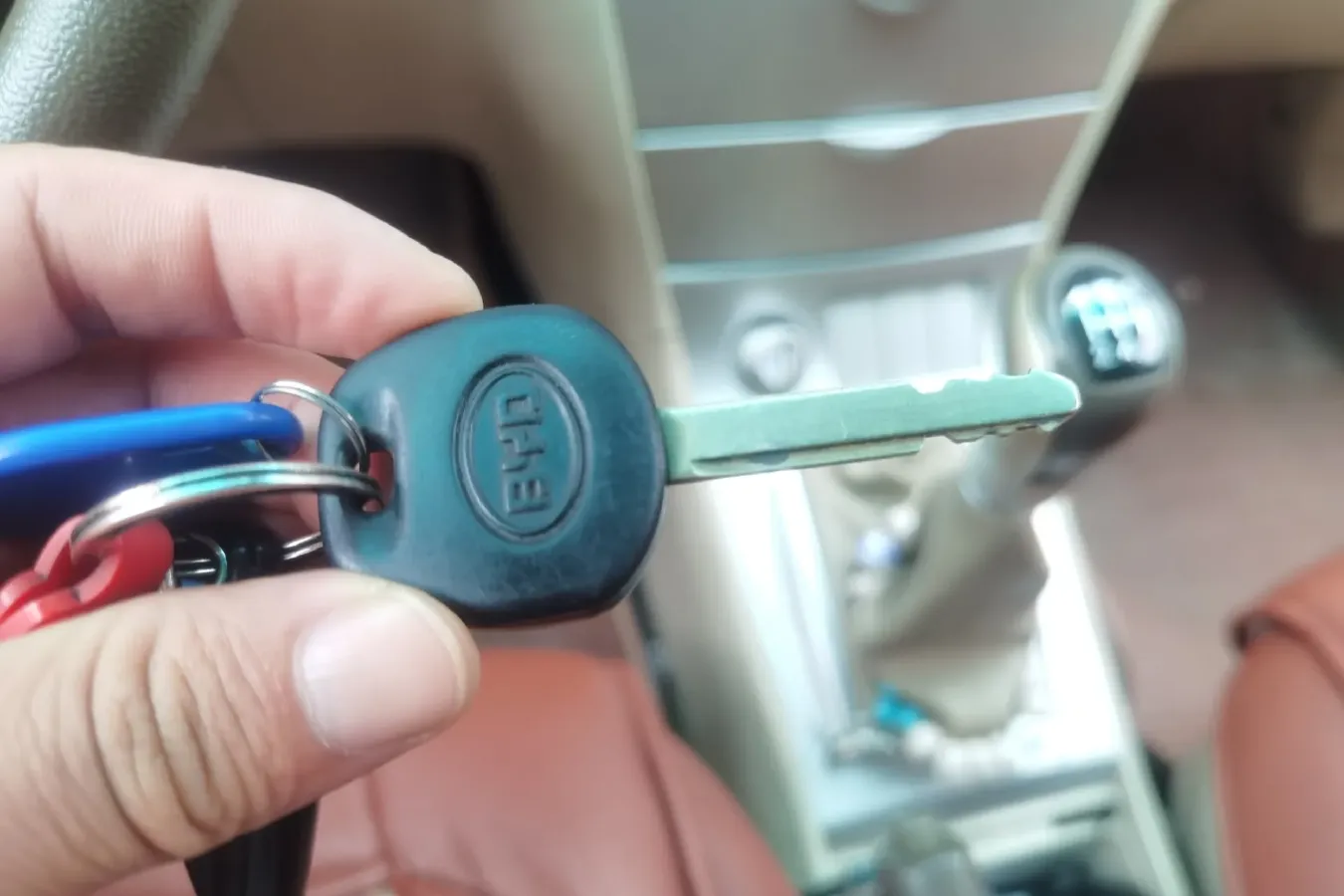 2009 BYD F3R 1.5L 102HP L4 5MT,autocango,china used car exporter,china ev exporter,chinese used car exporter,chinese used ev exporter