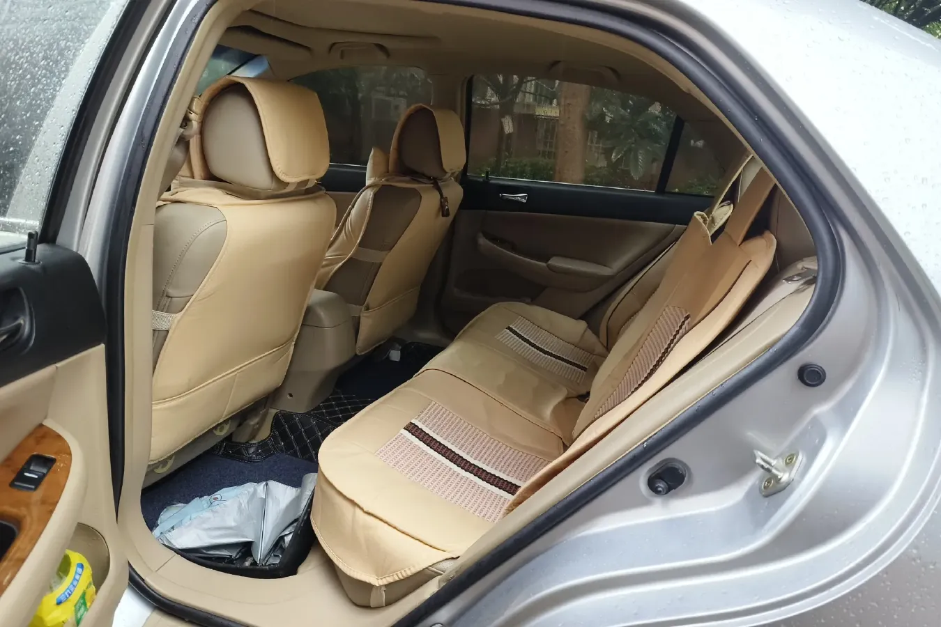 2011 BYD F6 1.8L 122HP L4 5MT,autocango,china used car exporter,china ev exporter,chinese used car exporter,chinese used ev exporter