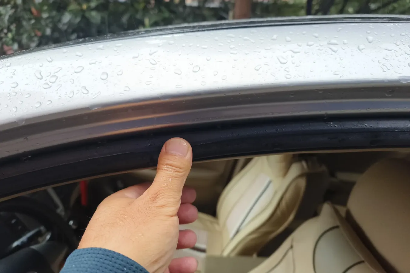 2011 BYD F6 1.8L 122HP L4 5MT,autocango,china used car exporter,china ev exporter,chinese used car exporter,chinese used ev exporter