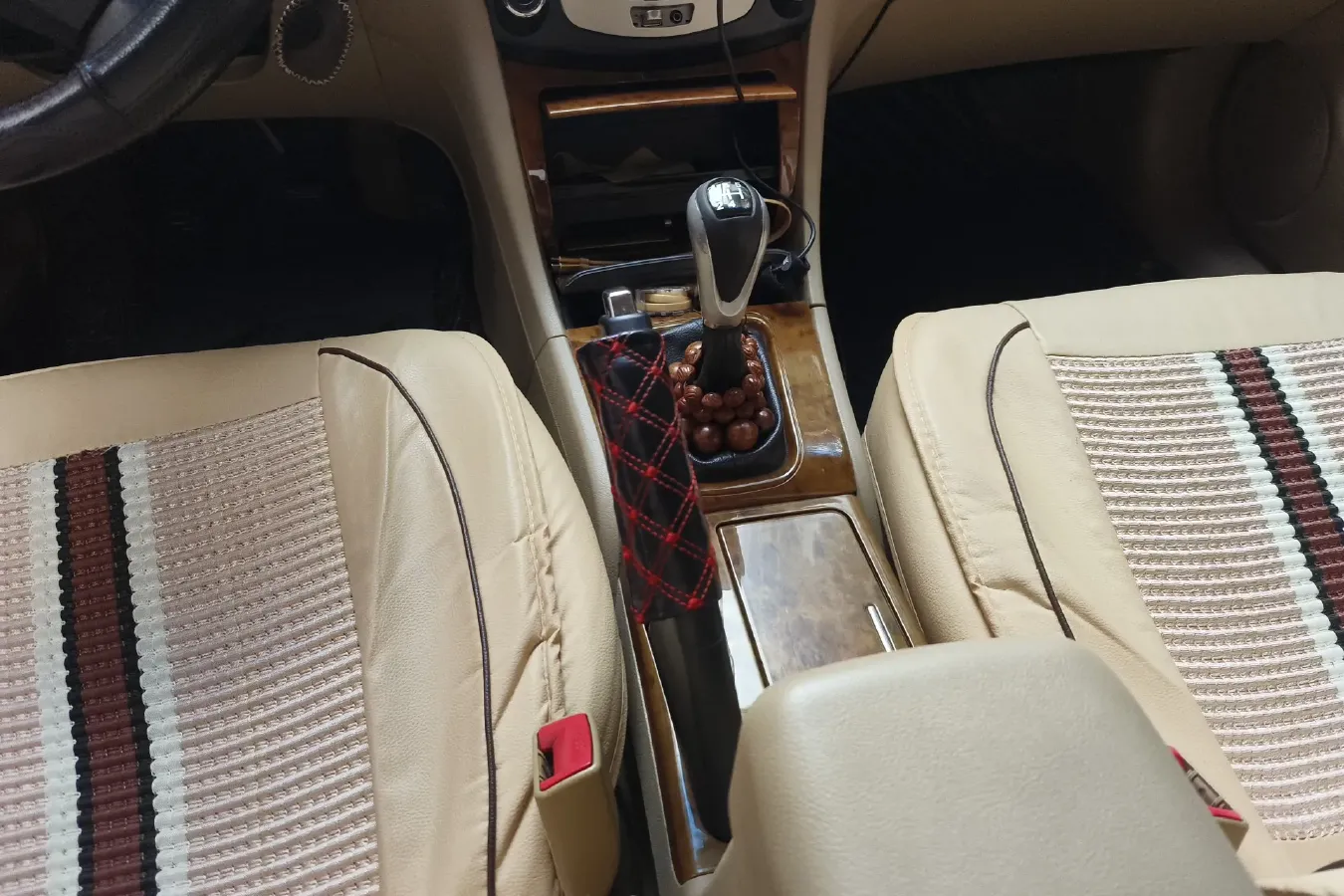 2011 BYD F6 1.8L 122HP L4 5MT,autocango,china used car exporter,china ev exporter,chinese used car exporter,chinese used ev exporter