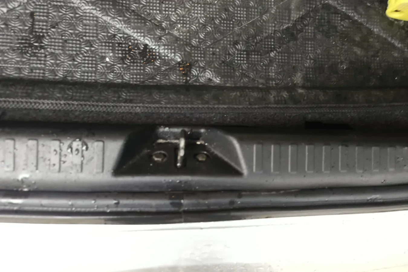 2011 BYD F6 1.8L 122HP L4 5MT,autocango,china used car exporter,china ev exporter,chinese used car exporter,chinese used ev exporter