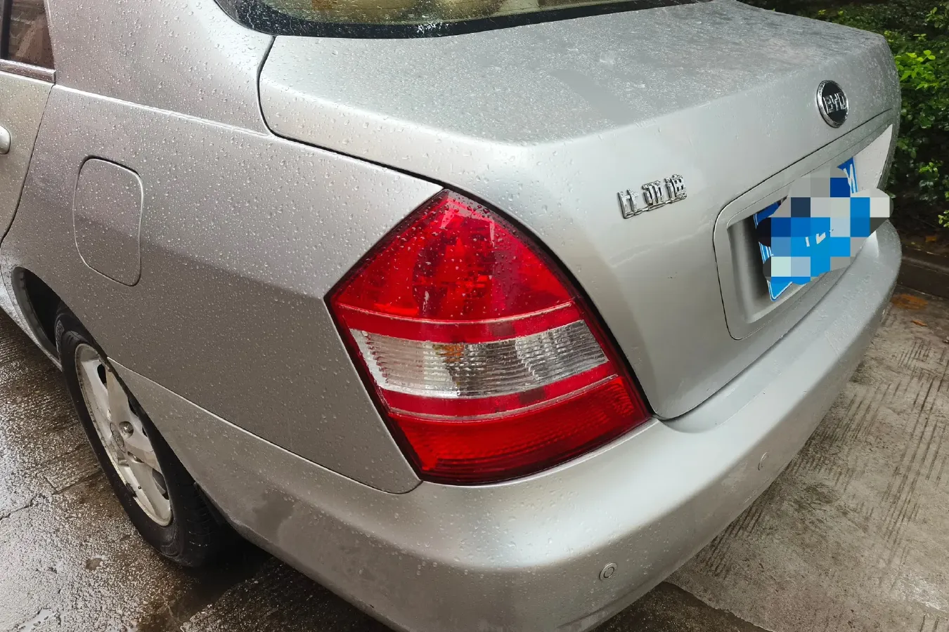 2011 BYD F6 1.8L 122HP L4 5MT,autocango,china used car exporter,china ev exporter,chinese used car exporter,chinese used ev exporter