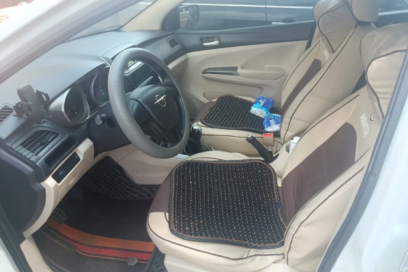 2013 HaiMa M3 1.5L 112HP L4 5MT,autocango,china used car exporter,china ev exporter,chinese used car exporter,chinese used ev exporter