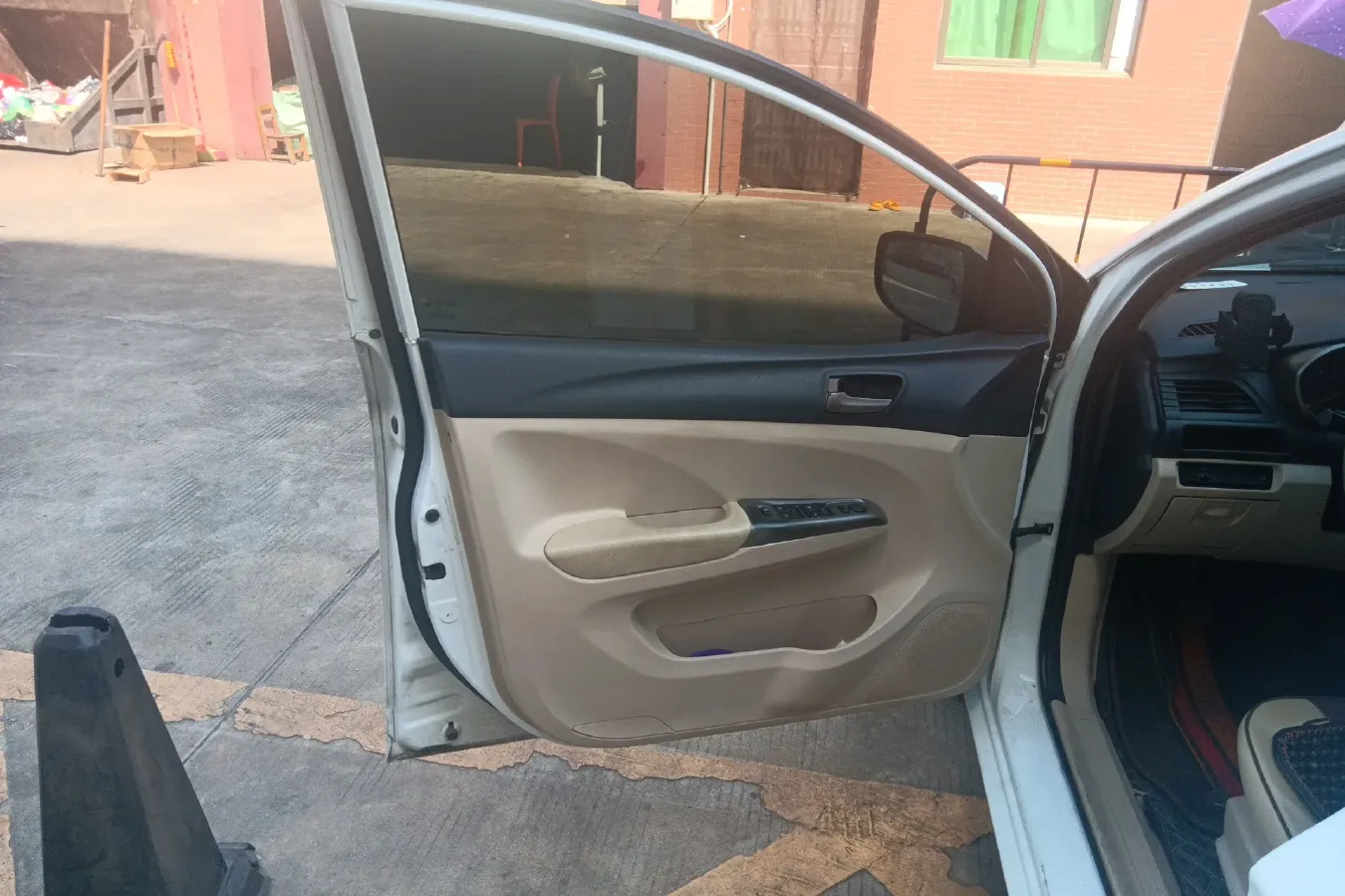 2013 HaiMa M3 1.5L 112HP L4 5MT,autocango,china used car exporter,china ev exporter,chinese used car exporter,chinese used ev exporter