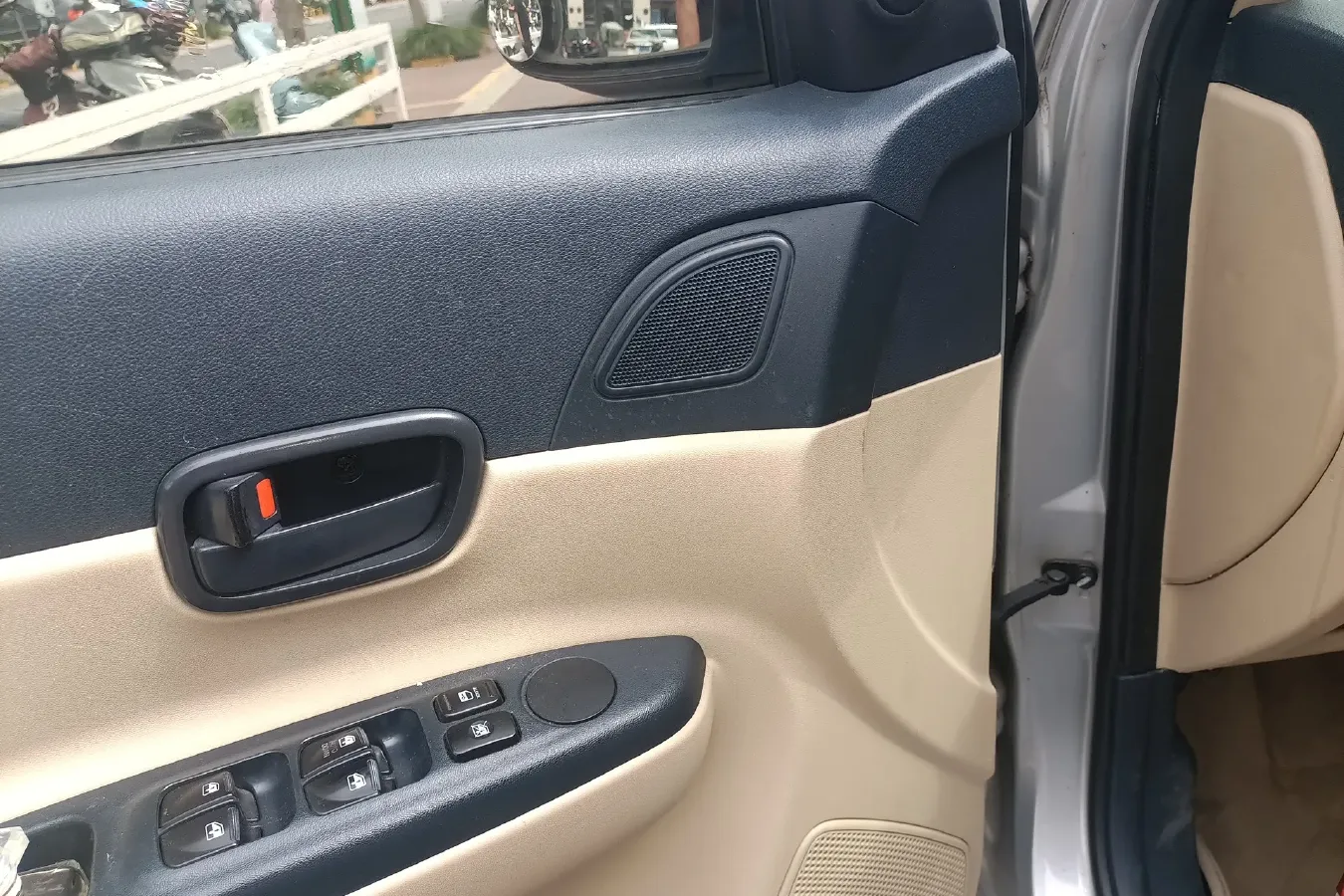 2011 Hyundai Accent 1.4L 95HP L4 5MT,autocango,china used car exporter,china ev exporter,chinese used car exporter,chinese used ev exporter