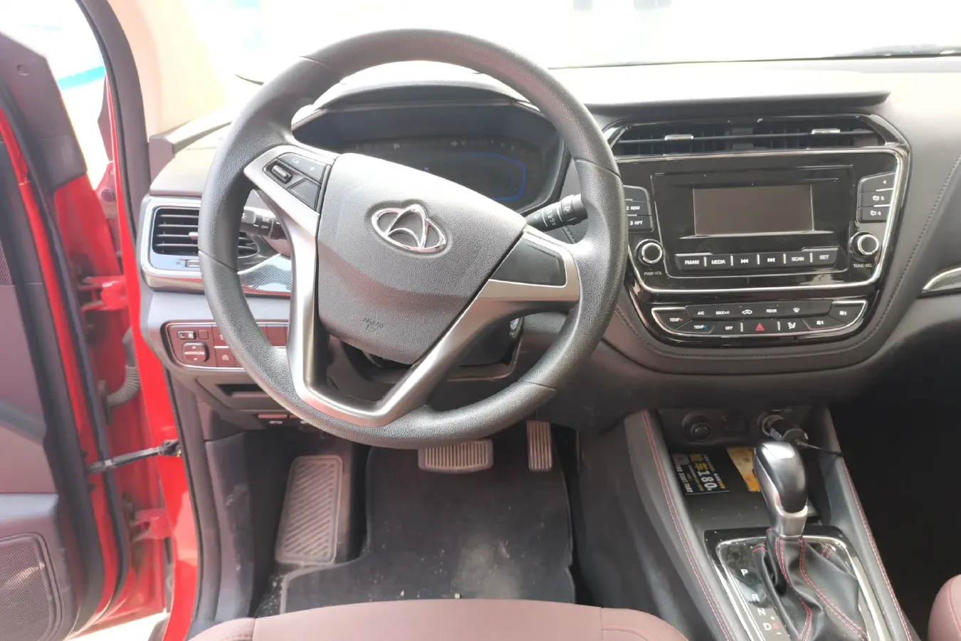 2017 ChangAn Oshan A800 1.5T 156HP L4 6AT,autocango,china used car exporter,china ev exporter,chinese used car exporter,chinese used ev exporter