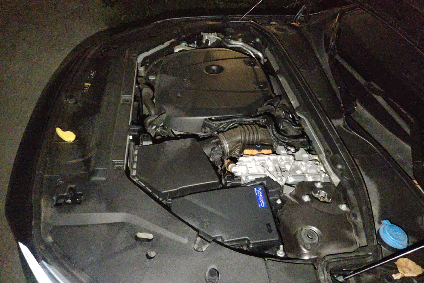 2021 Volvo S90 2.0T 303HP L4 8AT PHEV 11.6KWH,autocango,china used car exporter,china ev exporter,chinese used car exporter,chinese used ev exporter