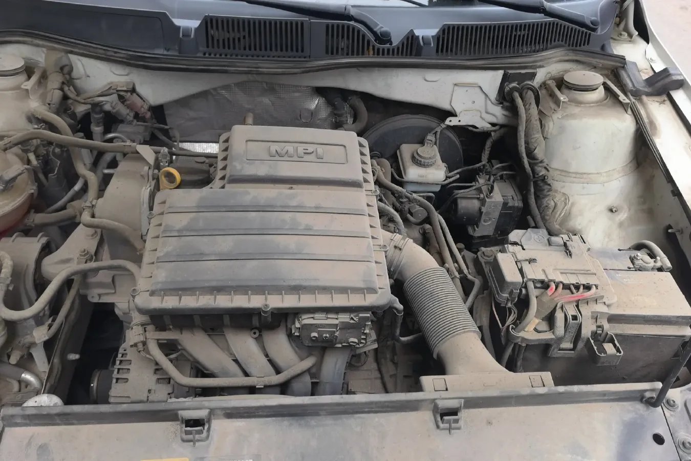 2016 Volkswagen Cross Lavida 1.6L 110HP L4 6AT,autocango,china used car exporter,china ev exporter,chinese used car exporter,chinese used ev exporter