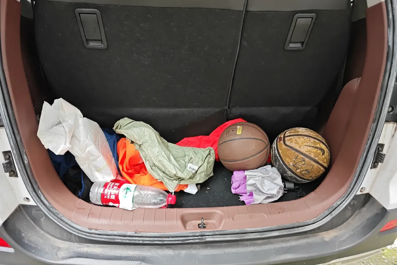 2016 DongFeng Forthing SX6 1.6L 122HP L4 5MT,autocango,china used car exporter,china ev exporter,chinese used car exporter,chinese used ev exporter