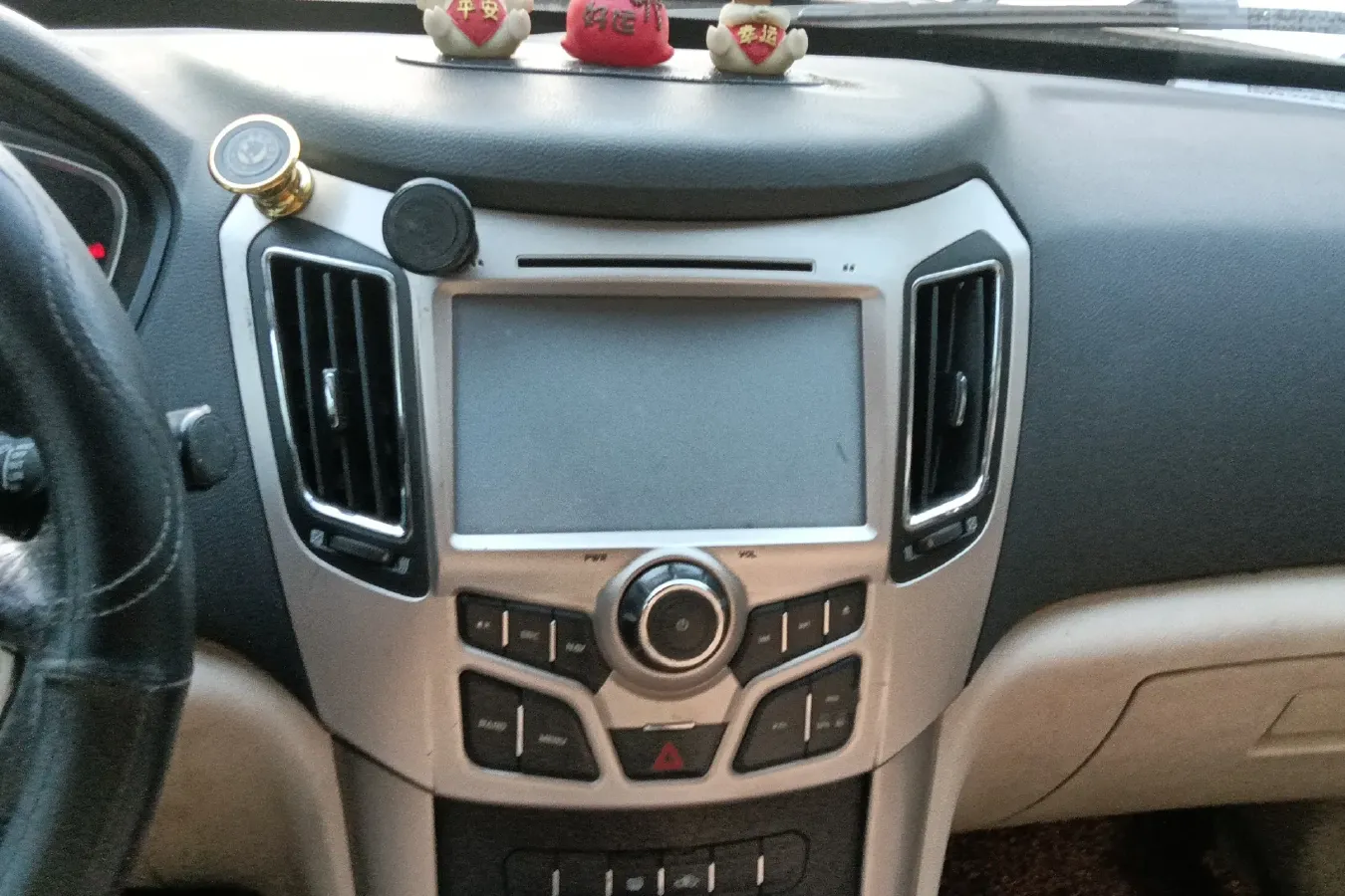 2013 HaiMa S7 2.0L 150HP L4 5AT,autocango,china used car exporter,china ev exporter,chinese used car exporter,chinese used ev exporter