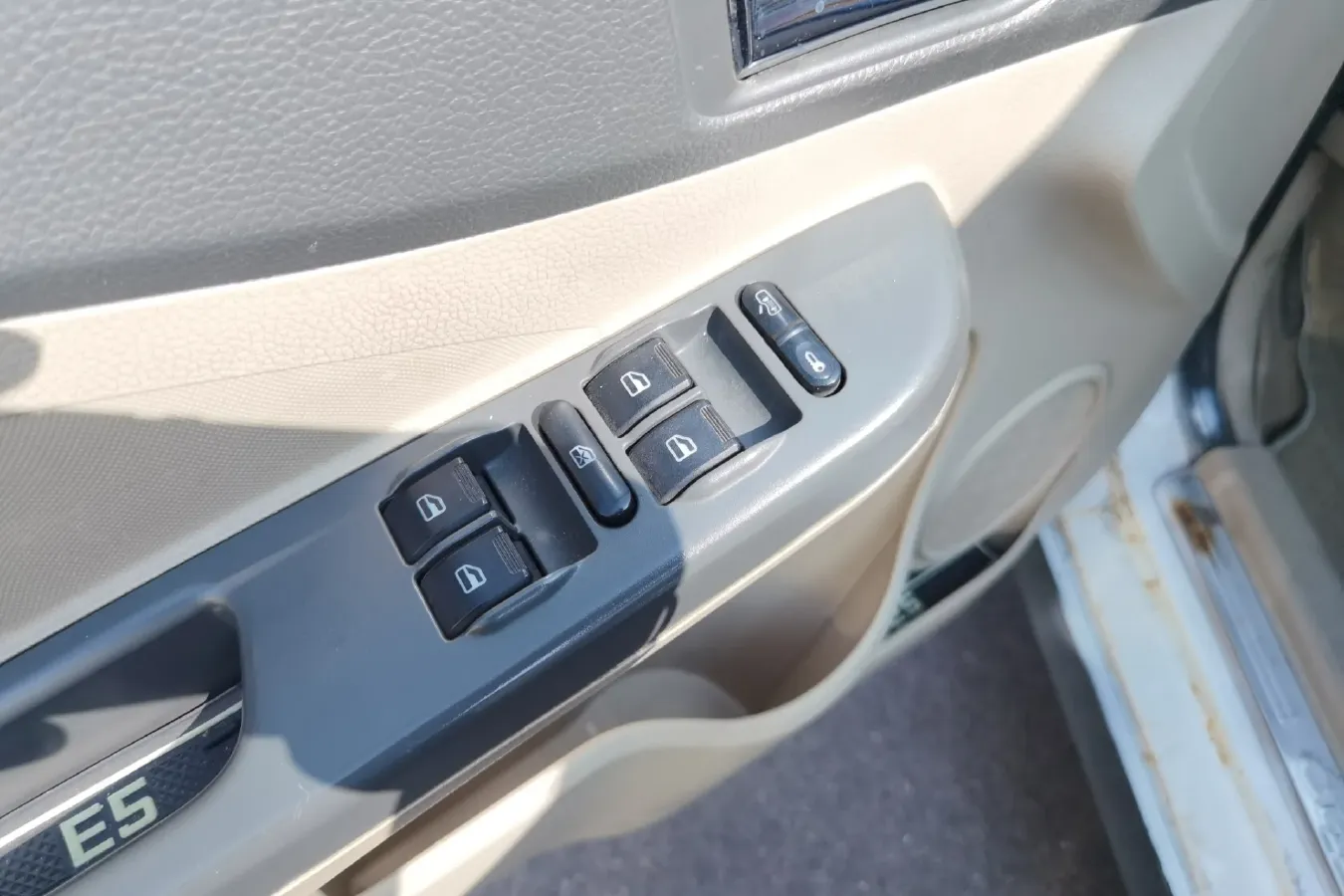 2014 Chery E5 1.8L 132HP L4 CVT,autocango,china used car exporter,china ev exporter,chinese used car exporter,chinese used ev exporter