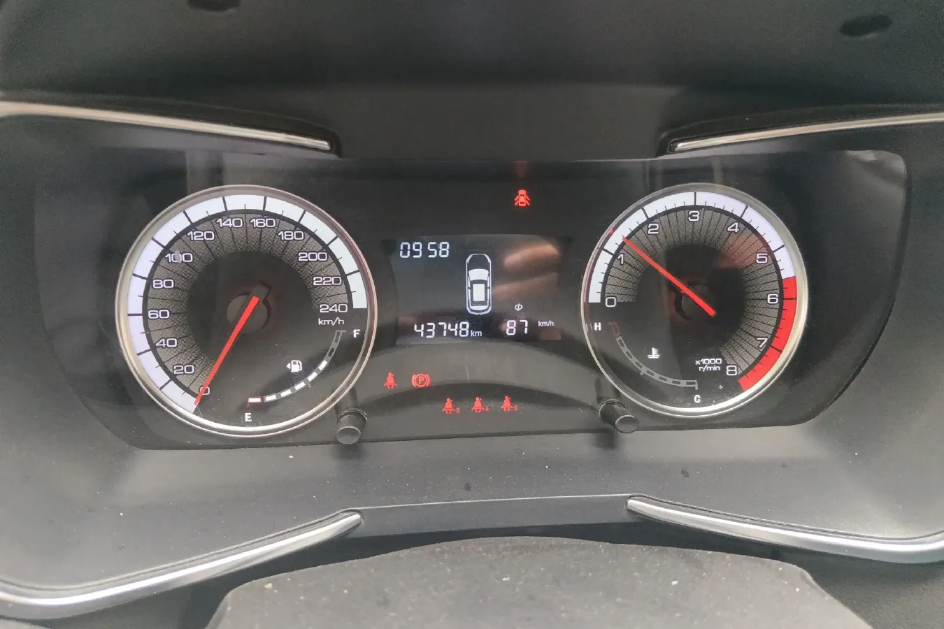 2018 Zotye T500 1.5T 156HP L4 5MT,autocango,china used car exporter,china ev exporter,chinese used car exporter,chinese used ev exporter