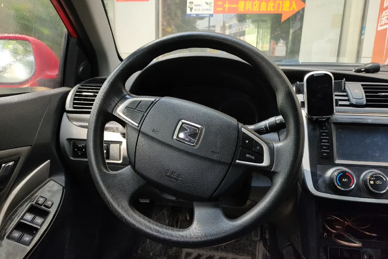 2014 Zotye Z300 1.5L 113HP L4 5MT,autocango,china used car exporter,china ev exporter,chinese used car exporter,chinese used ev exporter