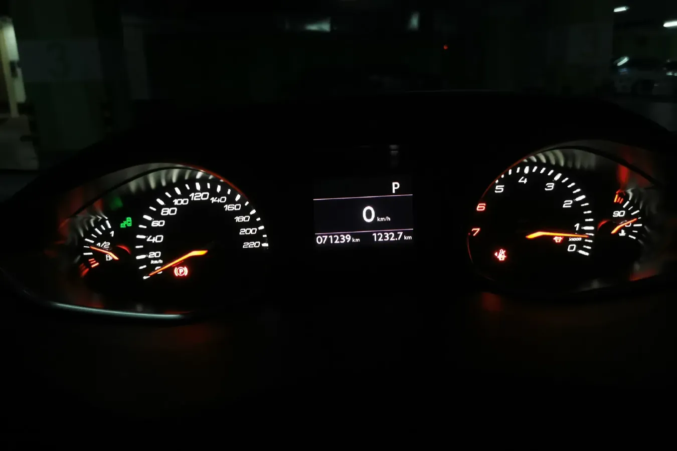 2015 Peugeot 308S 1.6T 167HP L4 6AT,autocango,china used car exporter,china ev exporter,chinese used car exporter,chinese used ev exporter