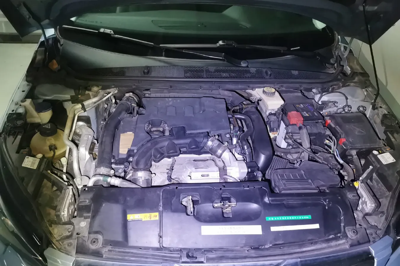 2015 Peugeot 308S 1.6T 167HP L4 6AT,autocango,china used car exporter,china ev exporter,chinese used car exporter,chinese used ev exporter