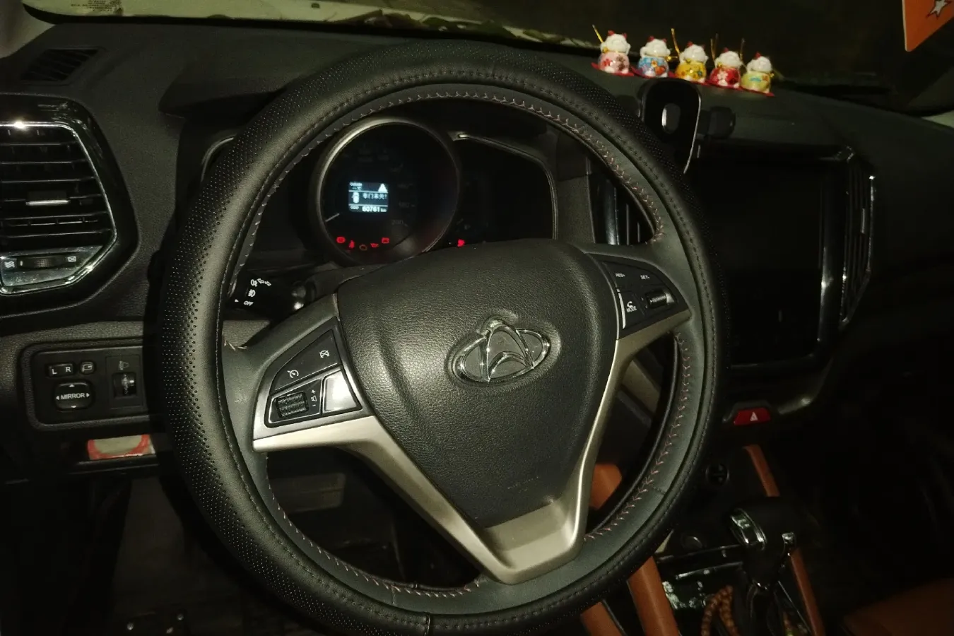 2017 ChangAn Oshan CX70 1.5T 150HP L4 6AT,autocango,china used car exporter,china ev exporter,chinese used car exporter,chinese used ev exporter