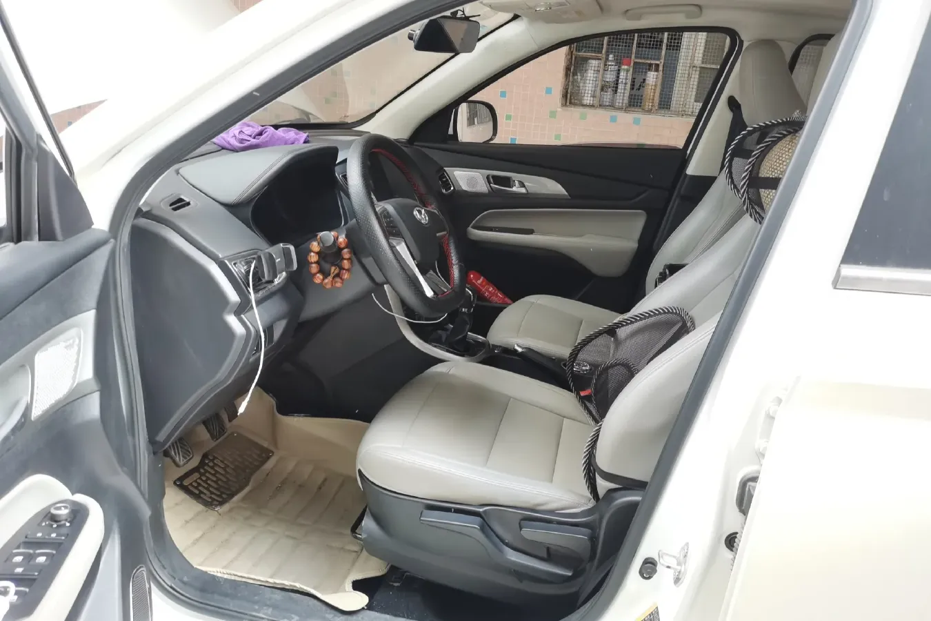 2017 BAIC Hyosow S5 1.3T 133HP L4 5MT,autocango,china used car exporter,china ev exporter,chinese used car exporter,chinese used ev exporter