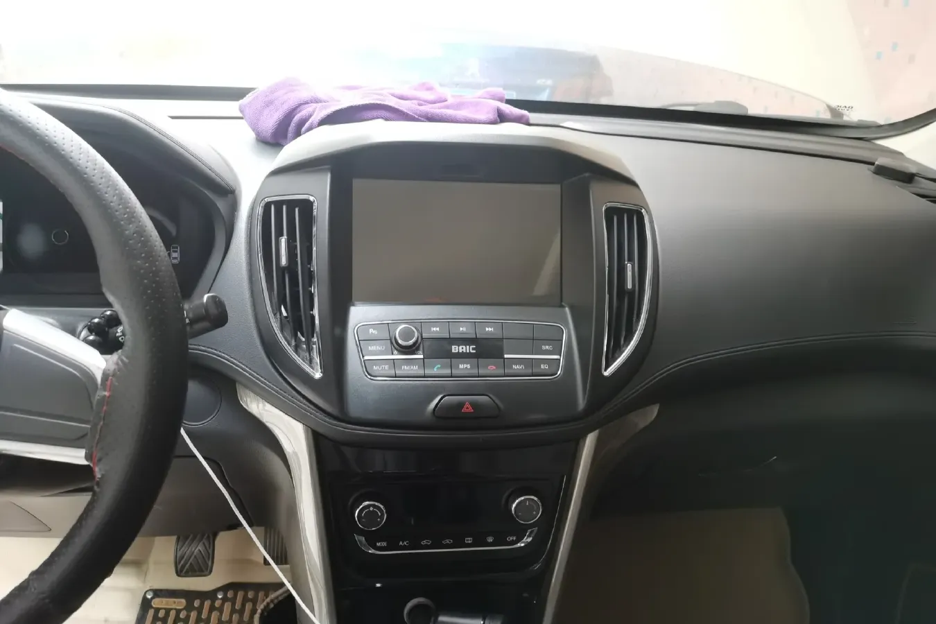 2017 BAIC Hyosow S5 1.3T 133HP L4 5MT,autocango,china used car exporter,china ev exporter,chinese used car exporter,chinese used ev exporter