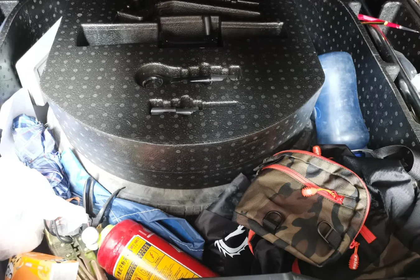 2017 BAIC Hyosow S5 1.3T 133HP L4 5MT,autocango,china used car exporter,china ev exporter,chinese used car exporter,chinese used ev exporter