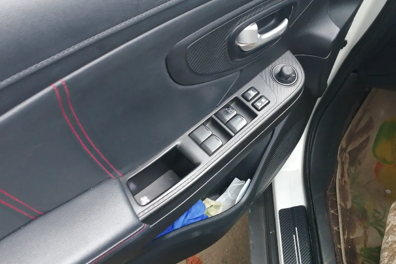 2017 Luxgen U5 SUV 1.6L 124HP L4 CVT,autocango,china used car exporter,china ev exporter,chinese used car exporter,chinese used ev exporter