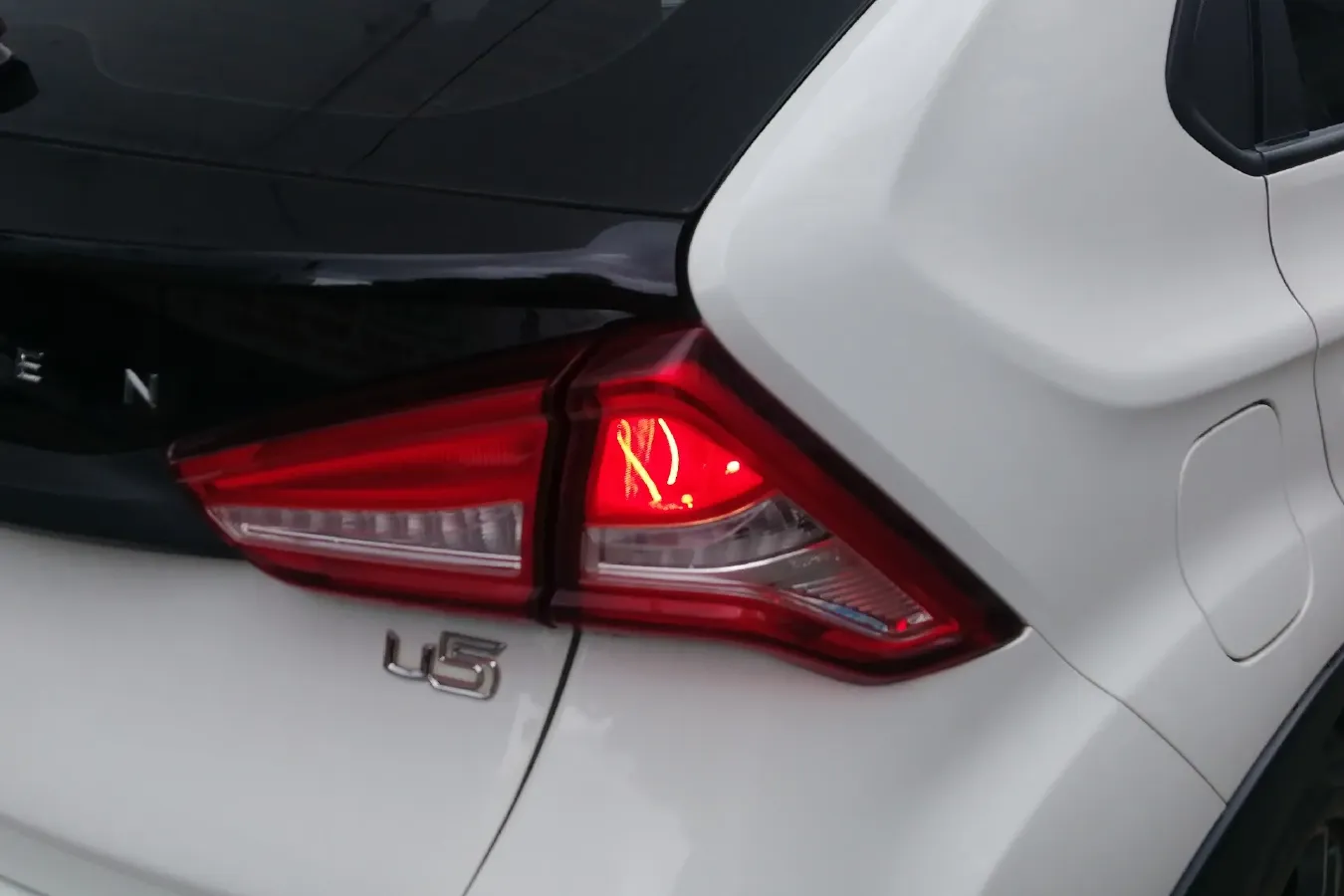 2017 Luxgen U5 SUV 1.6L 124HP L4 CVT,autocango,china used car exporter,china ev exporter,chinese used car exporter,chinese used ev exporter