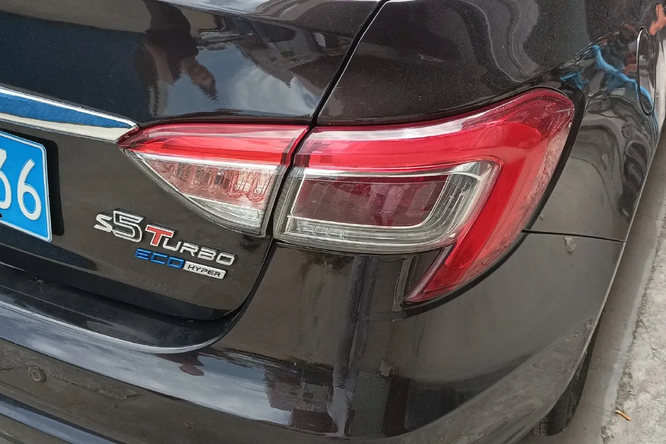 2015 Luxgen 5 1.8T 180HP L4 6AT,autocango,china used car exporter,china ev exporter,chinese used car exporter,chinese used ev exporter