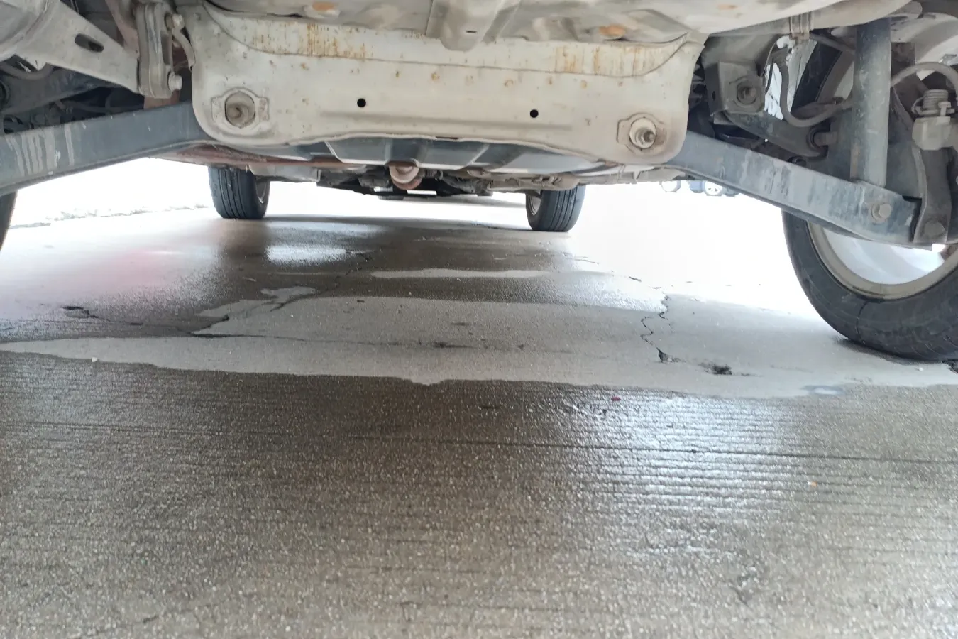 2012 Soueast V3 1.5L 120HP L4 5MT,autocango,china used car exporter,china ev exporter,chinese used car exporter,chinese used ev exporter