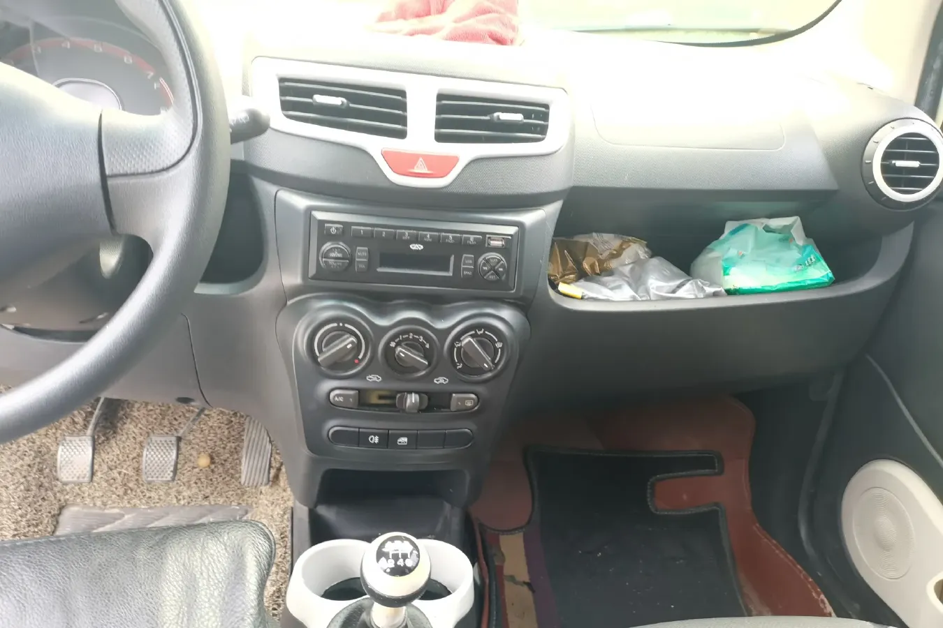 2013 Chery QQ 1.0L 69HP L3 5MT,autocango,china used car exporter,china ev exporter,chinese used car exporter,chinese used ev exporter