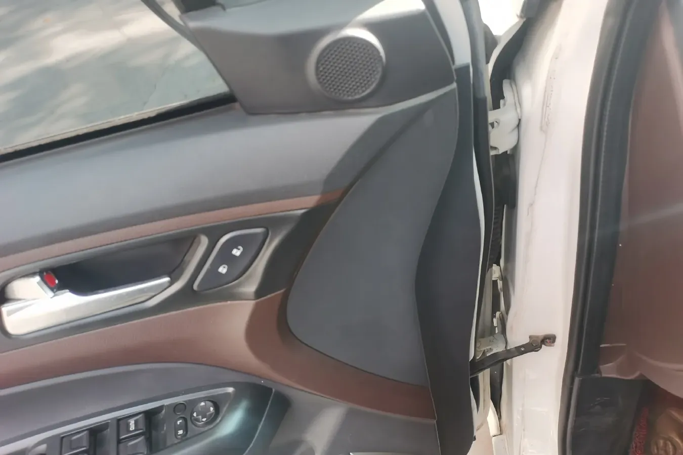 2016 HaiMa V70 1.5T 156HP L4 6AT,autocango,china used car exporter,china ev exporter,chinese used car exporter,chinese used ev exporter