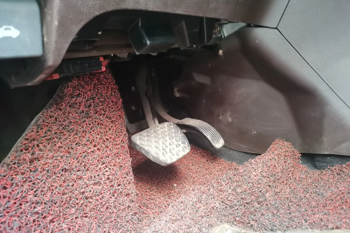 2016 HaiMa V70 1.5T 156HP L4 6AT,autocango,china used car exporter,china ev exporter,chinese used car exporter,chinese used ev exporter