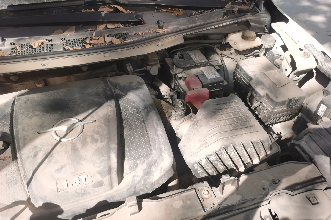 2016 HaiMa V70 1.5T 156HP L4 6AT,autocango,china used car exporter,china ev exporter,chinese used car exporter,chinese used ev exporter