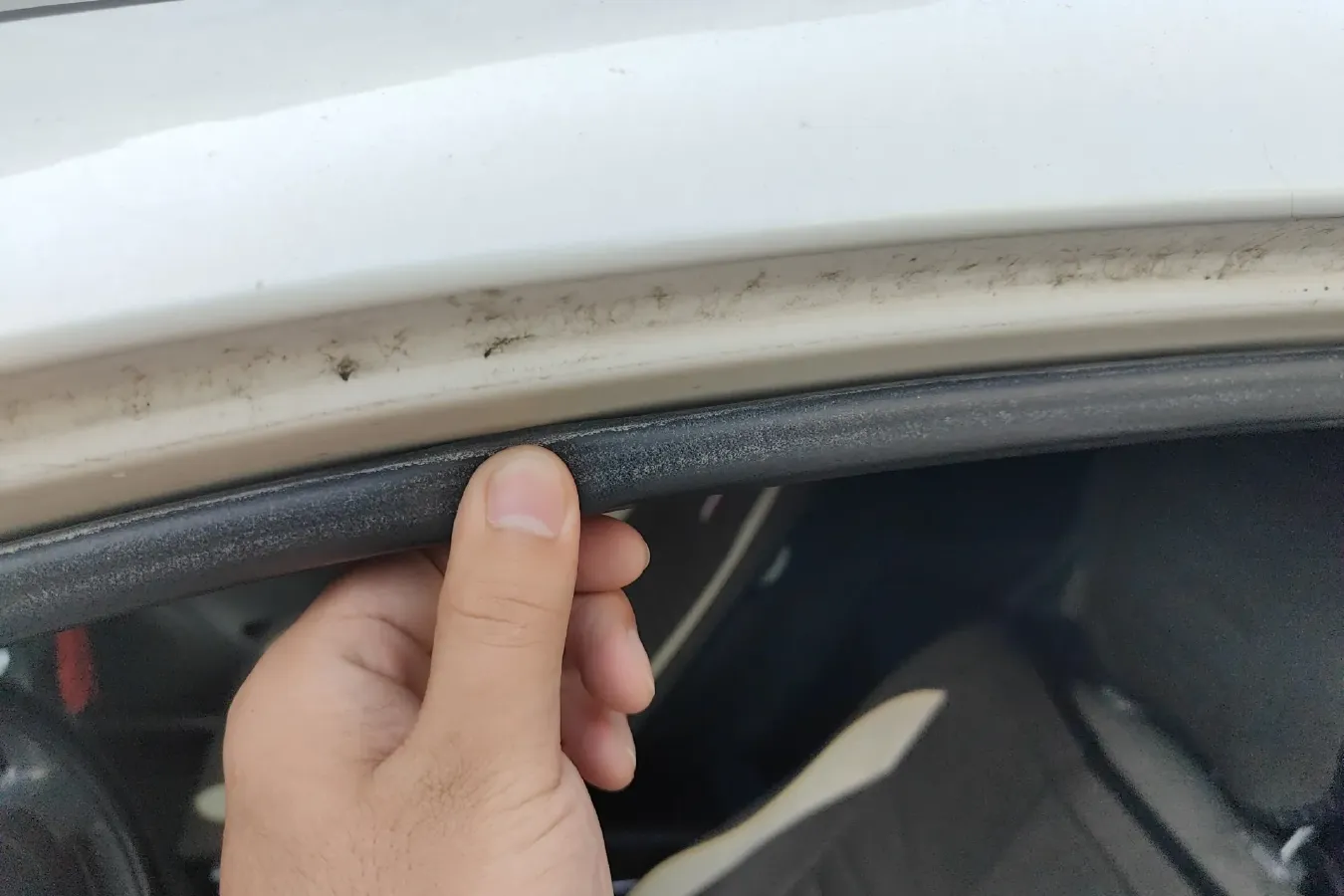 2011 Suzuki Liana 1.4L 99HP L4 5MT,autocango,china used car exporter,china ev exporter,chinese used car exporter,chinese used ev exporter