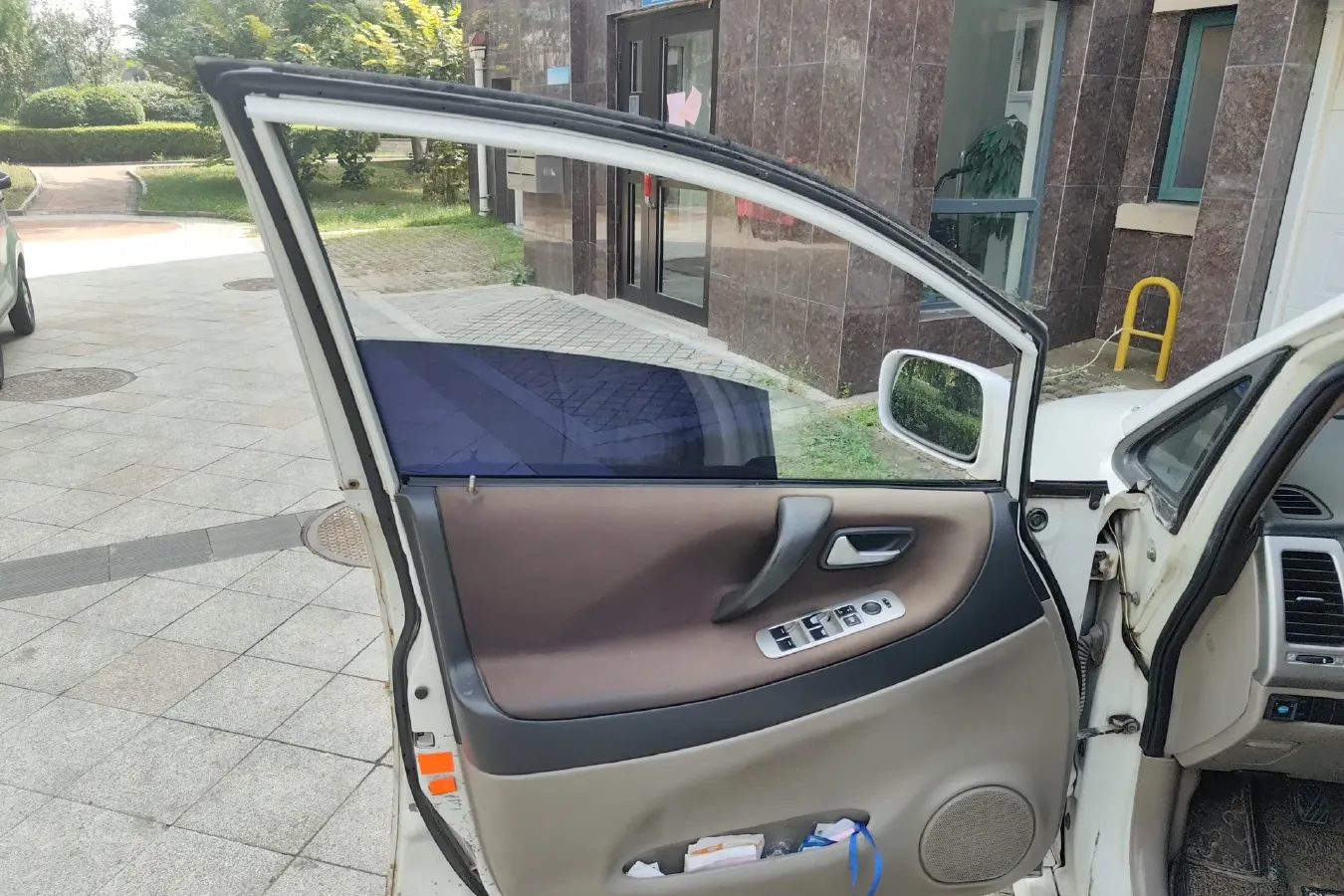 2011 Suzuki Liana 1.4L 99HP L4 5MT,autocango,china used car exporter,china ev exporter,chinese used car exporter,chinese used ev exporter