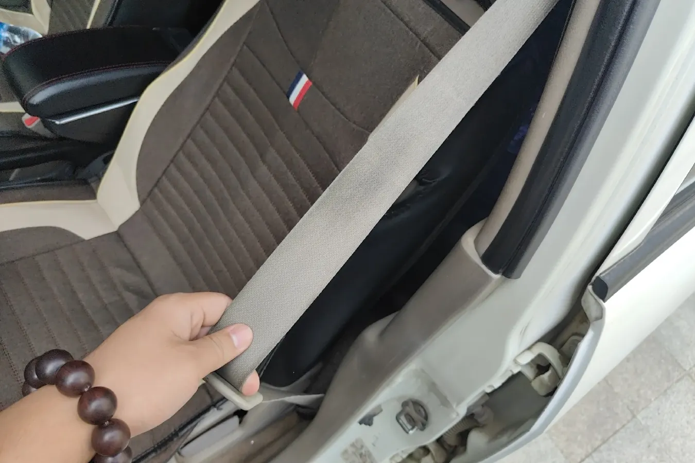 2011 Suzuki Liana 1.4L 99HP L4 5MT,autocango,china used car exporter,china ev exporter,chinese used car exporter,chinese used ev exporter