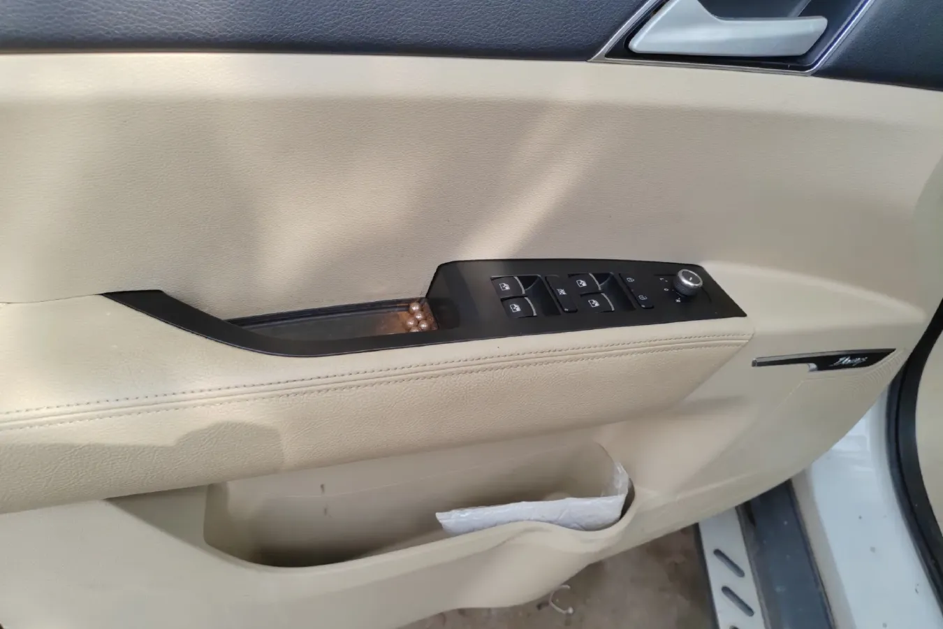 2017 Zotye Damy X5 1.6L 116HP L4 5MT,autocango,china used car exporter,china ev exporter,chinese used car exporter,chinese used ev exporter