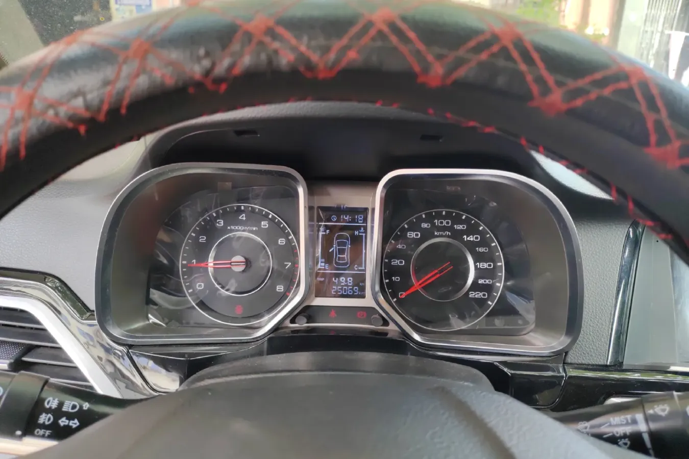 2017 Zotye Damy X5 1.6L 116HP L4 5MT,autocango,china used car exporter,china ev exporter,chinese used car exporter,chinese used ev exporter