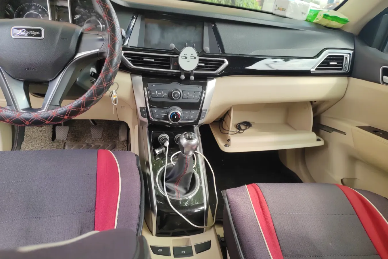 2017 Zotye Damy X5 1.6L 116HP L4 5MT,autocango,china used car exporter,china ev exporter,chinese used car exporter,chinese used ev exporter