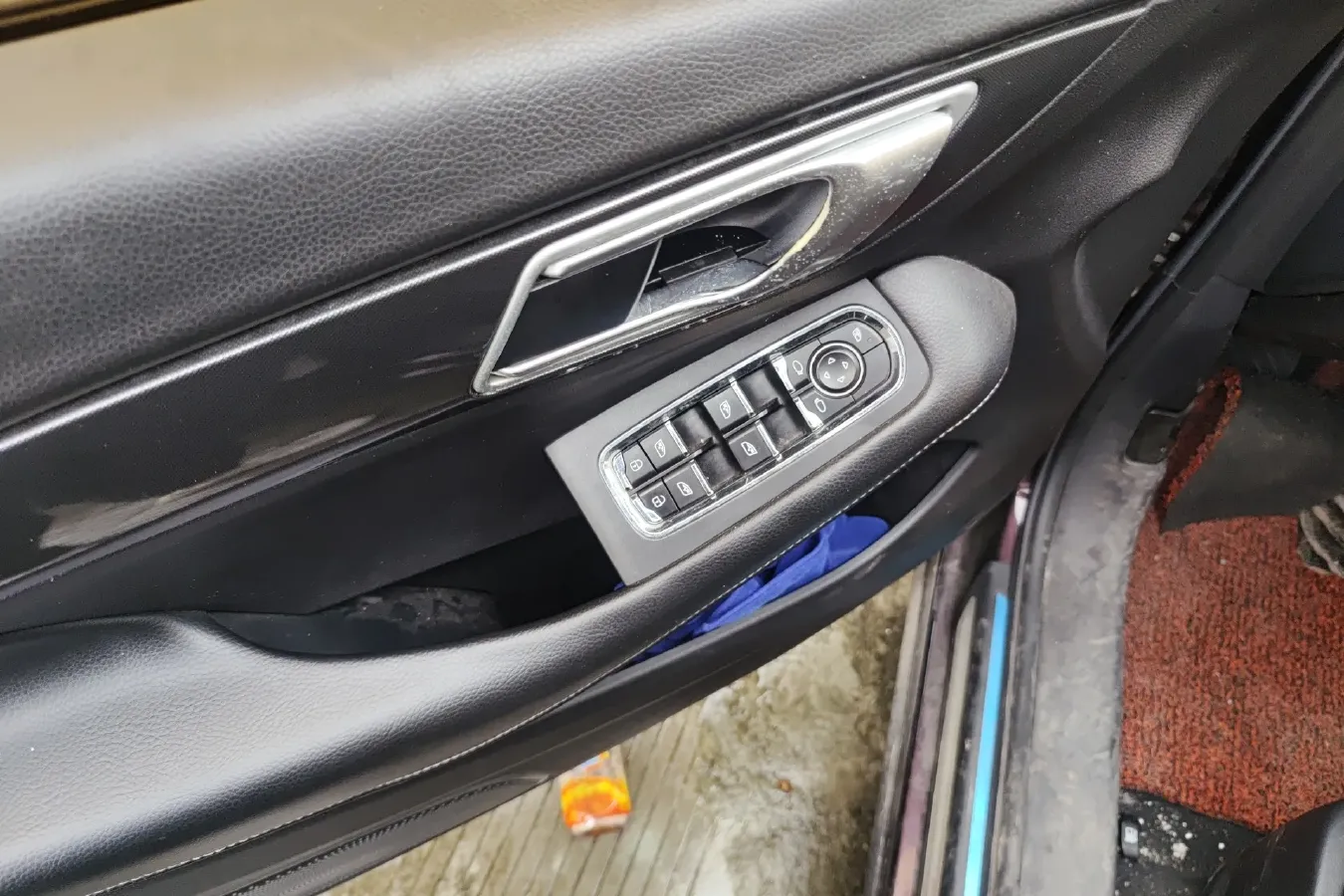 2017 Zotye SR7 1.5T 150HP L4 5MT,autocango,china used car exporter,china ev exporter,chinese used car exporter,chinese used ev exporter