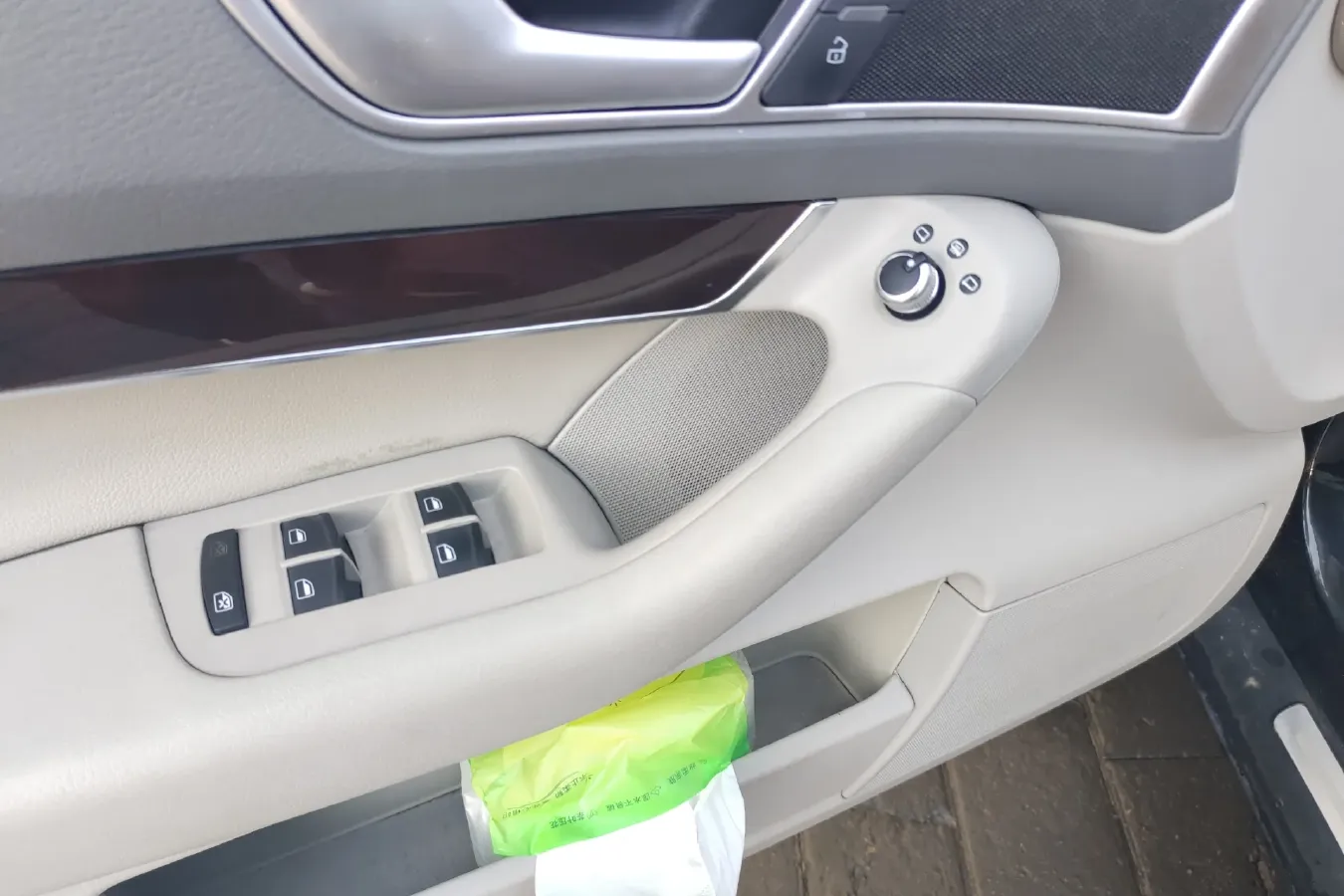 2010 Audi A6L 2.4L 177HP V6 CVT,autocango,china used car exporter,china ev exporter,chinese used car exporter,chinese used ev exporter