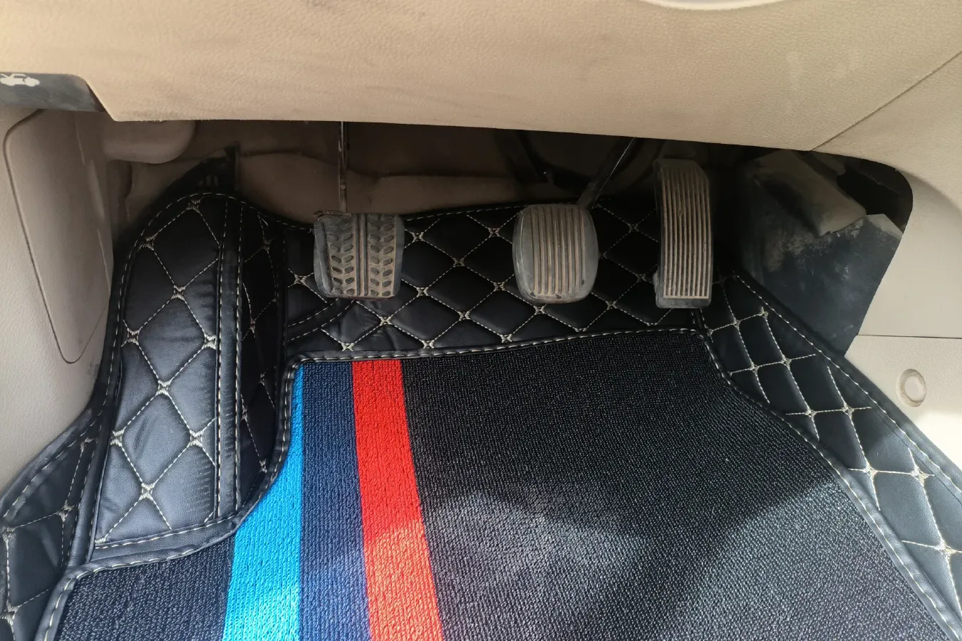 2015 HaiMa S7 2.0L 150HP L4 5MT,autocango,china used car exporter,china ev exporter,chinese used car exporter,chinese used ev exporter